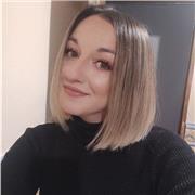 Soy una chica apasionada por la educación y con ganas de enseñar y seguir aprendiendo.